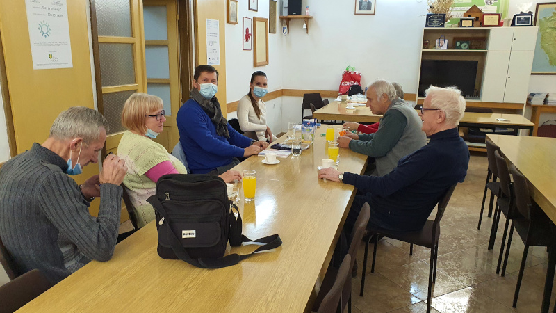 Model testing for the blind and...